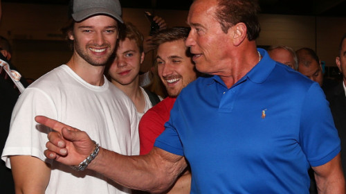 Ce i-a făcut Arnold Schwarzenegger fiului său, Patrick, în copilărie, când acesta nu și-a făcut patul: "I-am aruncat salteaua pe geam"