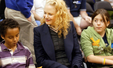 Culisele relației lui Nicole Kidman cu copiii pe care i-a adoptat cu Tom Cruise: nu a fost la nunțile lor, nu-i menționează în discursuri și nu a mai fost văzută cu ei de 16 ani