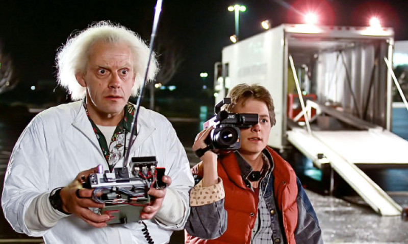 Michael J. Fox, amintiri din "Back to the Future". Cum a ajuns să joace în film, deși lucra zi și noapte la o altă producție