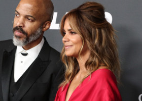 Halle Berry, după ce a fost criticată pentru că s-a filmat în pat, alături de iubitul ei, de Ziua Mamei: „Femeile s-au simțit ofensate”