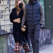Blake Lively și Ryan Reynolds, surprinși în ipostaze romantice în New York/ Profimedia