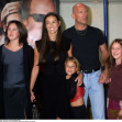 Bruce Willis și Demi Moore alături de fiicele lor/ Profimedia