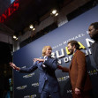 Yahya Abdul-Mateen II, Jake Gyllenhaal și Michael Bay la premiera filmului Ambulanta/ Profimedia