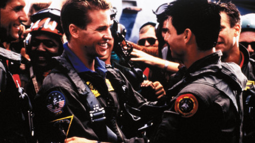 Tom Cruise, declarație rară despre reîntâlnirea cu Val Kilmer pe platourile de la Top Gun 2. „ Pentru mine, personal, a fost special”