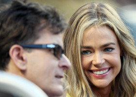 Mărturisiri neașteptate. Charlie Sheen admite că Denis Richards încă îl iubește, la aproape 20 de ani de la divorțul lor exploziv