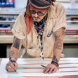 Johnny Depp și-a vândut opera de artă/ Castle Fine Art Instagram