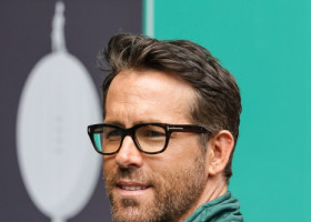 Ryan Reynolds a fost la un pas de moarte la 18 ani. Actorul a petrecut o lună în spital după un accident provocat de un șofer beat