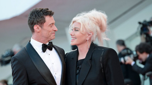 Deborra-Lee Furness rupe tăcerea după divorțul de Hugh Jackman: „Trădarea doare, dar m-a condus spre libertate”