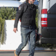 *EXCLUSIVE* Keanu Reeves does some Christmas shopping after a motorcycle ride with friends in Malibu
