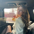 Cine este tânăra de 19 ani care a fost fotografiată alături de Leonardo DiCaprio