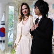 Angelina Jolie și fiul ei, Maddox la Casa Albă/ Profimedia