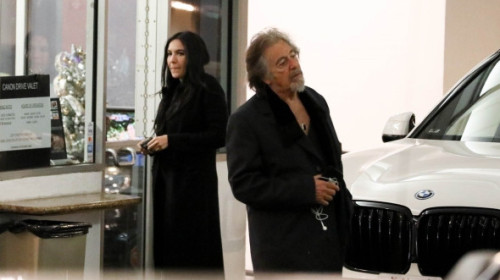 Cine este Noor Alfallah, femeia care îi va dărui lui Al Pacino al patrulea copil. Are doar 29 de ani și s-a iubit cu multe nume celebre