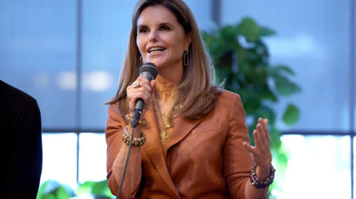 Maria Shriver, pozată cu mezinul ei și al lui Arnold Schwarzenegger, după ce actorul a făcut declarații despre ea. Christopher și-a petrecut ziua de naștere cu mama lui