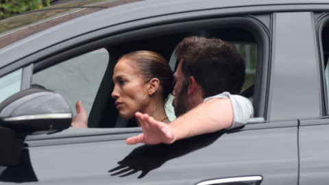 Când ar fi apărut problemele dintre Jennifer Lopez și Ben Affleck. Un apropiat a rupt tăcerea: „Nu erau pe aceeași lungime de undă!”