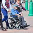 Dick Van Dyke, la Disneyland  / Profimedia Images