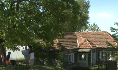 Inteligența artificială, supusă la teste de către sătenii români. Reacțiile celor din mediul rural la răspunsurile AI