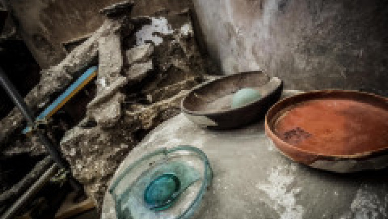 Noi descoperiri arheologice în Pompei. Imagini din patru camere găsite într-o casă excavată în 2018