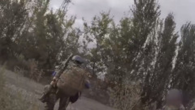 Imagini rare de pe frontul din Ucraina. Unitatea specială „Kraken” publică un videoclip cu operațiunea de cucerire a orașului Balakliia