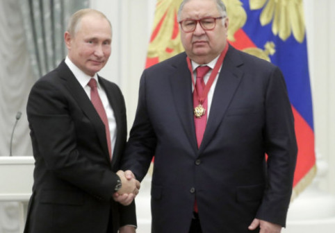 Descoperire uluitoare făcută în Germania, în casa oligarhului Usmanov, prieten cu Putin