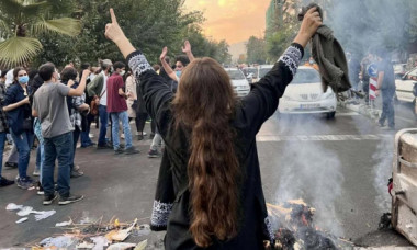 "Măcelarul din Teheran, a murit! Drag popor al Iranului, bucură-te!". Cine sunt iranienii fericiți că Raisi a murit