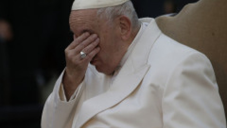 Papa Francisc a izbucnit în plâns în timpul unui discurs despre războiul din Ucraina „martirizată”