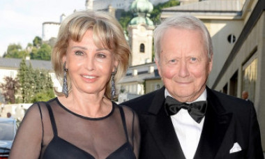 La 79 de ani, miliardarul Wolfgang Porsche a anunțat că divorțează. Era căsătorit cu Claudia din 2019