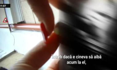 Reportaj cu camera ascunsă. Reacția elevilor unui liceu din centrul Bucureștiului, întrebați dacă știu cine vinde droguri