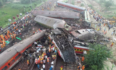 Cauza tragediei secolului din India. De ce s-au ciocnit trenurile în Odisha