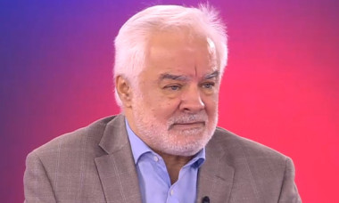 „Este cel mai bun din ultimii 35 de ani”. Ce spune consilierul lui Mugur Isărescu despre programul de guvernare al lui Bolojan 