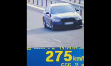 VIDEO. Şofer prins cu 275 km/h. Poliția: Suntem impresionaţi de performanţa ta, dar am decis să-ţi oferim un „permis de odihnă”
