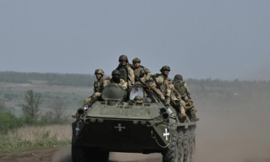 Linia fierbinte a frontului. Soldații ucraineni se retrag din fața rușilor în trei localități din Donețk, spune șeful armatei Kievului
