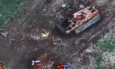 "Drumul spre iad". Armata ucraineană face public un video cu zeci de tancuri rusești arse pe linia frontului în Donețk (VIDEO)