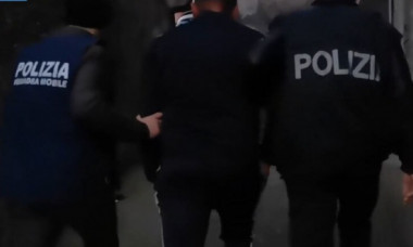Doi soți români au fost arestați pentru viol în grup în Italia. Ce au descoperit polițiștii în telefonul femeii