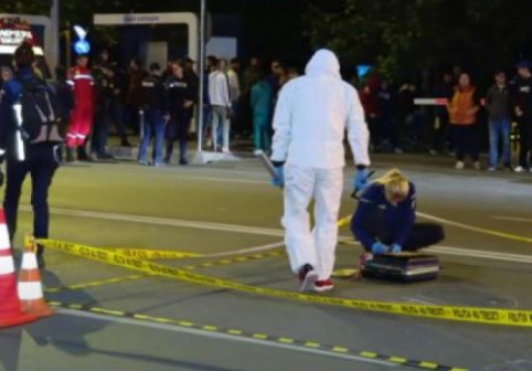 Bărbatul omorât în bătaie de doi tineri de 16 și 20 de ani lângă Parcul Crângași a încercat să apere două fete