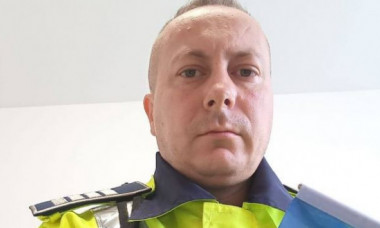Polițistul care i-a împrumutat motocicleta Dianei Șoșoacă cere ajutor pe Facebook: „Eu am fost acolo pentru fiecare dintre voi”