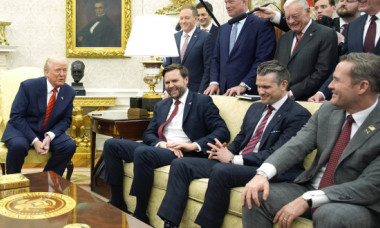 „Waltz e un idiot”. Consilierul lui Trump e „pe făraș”, după scandalul publicării planurilor militare ale SUA pe un grup de chat
