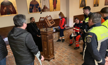 Scandal la biserica din Oradea unde slujește Ciprian Mega. Poliția a intervenit după ce preotul s-a opus înlocuirii sale
