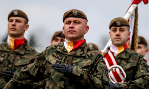 Cea mai mare armată din Europa arată bine doar pe hârtie. „Avioanele F-16 și F-35 ar rămâne descoperite în fața dronelor rusești”