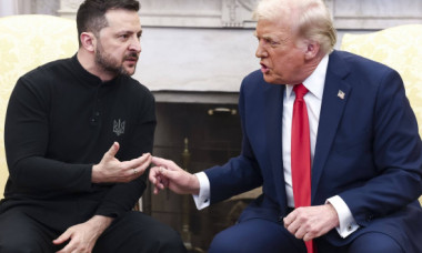 Ce vestimentație a ales Zelenski pentru întâlnirea cu Trump, după ce consilierii SUA au cerut ca liderul ucrainean să poarte costum