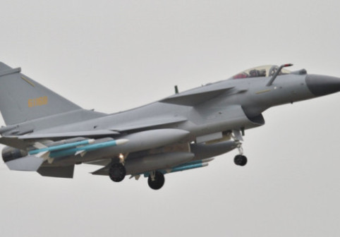J-10 chineze versus Rafale franceze. Bătălia aeriană dintre Pakistan și India devine studiu de caz pentru armatele lumii