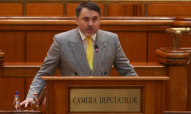 Derapaj al unui deputat AUR despre femeile care lucrează la stat: „Știm foarte bine cum au ajuns în anumite fotolii”
