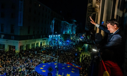 Prima lovitură dură pentru suveranişti în Europa. Corriere della Sera: În România, filoeuropeanul Dan are o revenire surprinzătoare