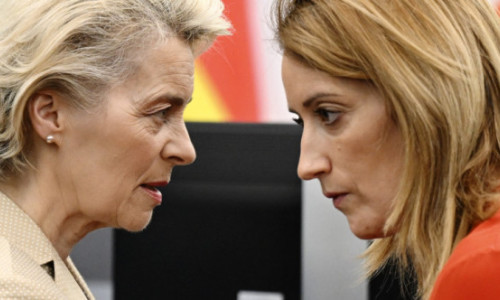 Von der Leyen, Metsola și Costa au zburat cu un charter de la Bruxelles la Luxemburg: 200 km. Comisia le ia apărarea