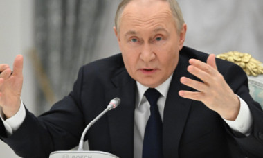 Putin consideră „lipsită de sens” creșterea cheltuielilor cu apărarea de către membrii NATO. Ce spune despre o întâlnire cu Zelenski