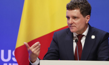 Nicușor Dan și-a depus declarația de avere, în care le-a trecut și pe cele 400 de persoane care l-au împrumutat în campanie