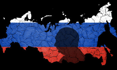 Economia Rusiei încă rezistă, dar echilibrul e delicat. Când ar putea fi nevoit Vladimir Putin să aleagă între război și tron