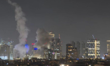 Iranul afirmă că a folosit un nou tip de rachetă balistică împotriva Israelului. Imagini apocaliptice cu proiectilele căzând din cer