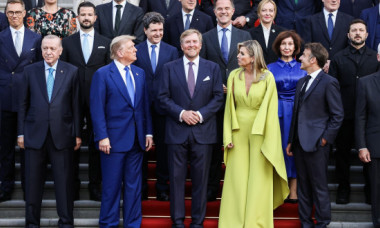 Nicușor Dan, poză de grup cu liderii NATO. Președintele României a stat chiar lângă Donald Trump și Mark Rutte
