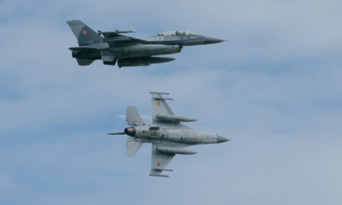 Olanda donează României 18 avioane de luptă F-16. Corespondență de la summitul NATO de la Haga