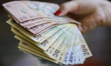 Câți bani a strâns Guvernul după aplicarea CASS de 10% pentru mame și pensionari. Primele cifre ale lunii septembrie